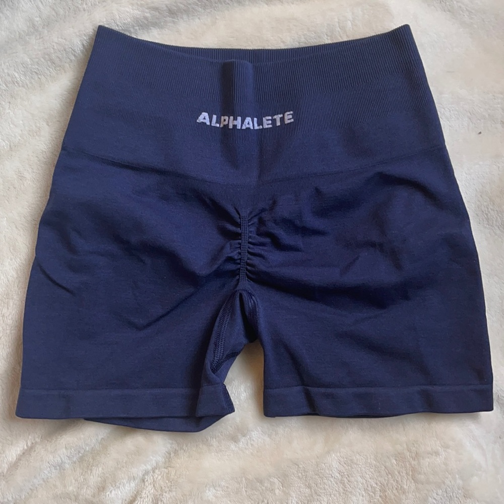 Alphalete Amplify Short - Tuxedo Blue